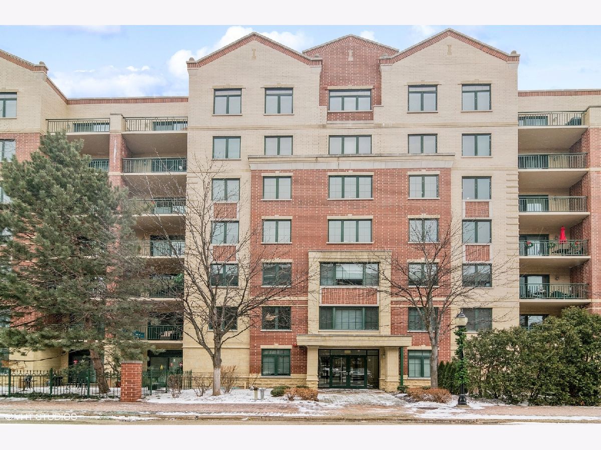 Condominiums Sold Village Centre Mount Prospect Illinois, 11 Wille