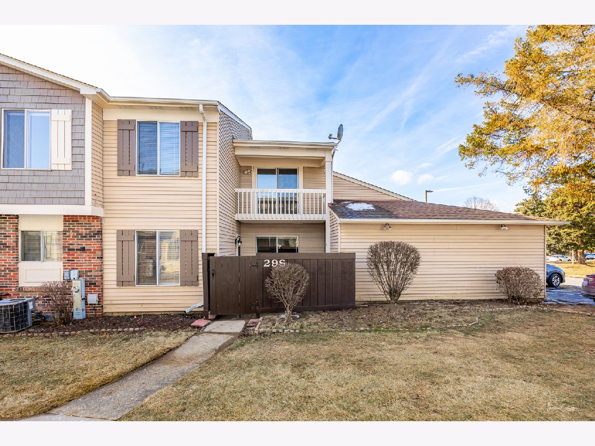 Townhomes & Condos Sold Pine Meadows Bolingbrook Illinois, 29 Fernwood