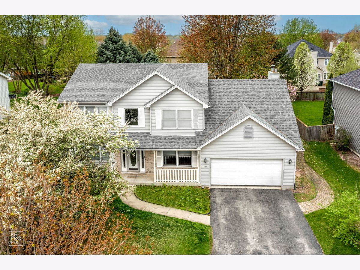 Homes & Townhomes Sold Deerpath Creek Oswego Illinois, 235 Isleview