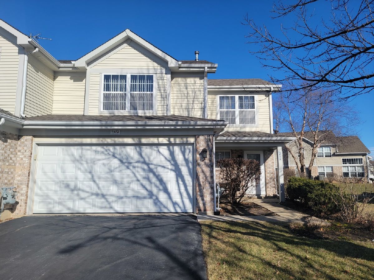 Townhomes & Condos Rented Pembroke Estates Roselle Illinois, 1572 Brittania