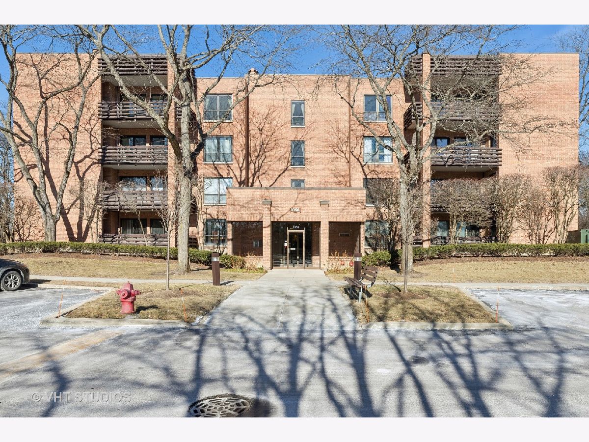 Condominiums Sold Shermer Square Northbrook Illinois, 1066 Shermer