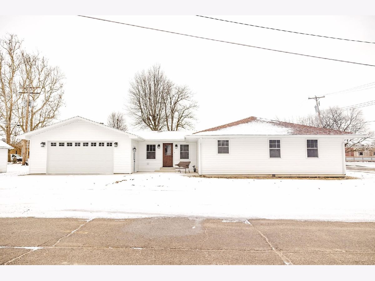  Sold Milford Illinois, 115 Axtel