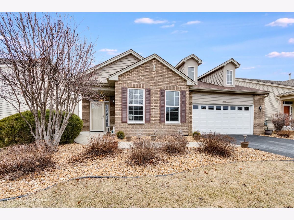 Homes & Townhomes & Condos Sold Lago Vista Lockport Illinois, 17500 Bonneville