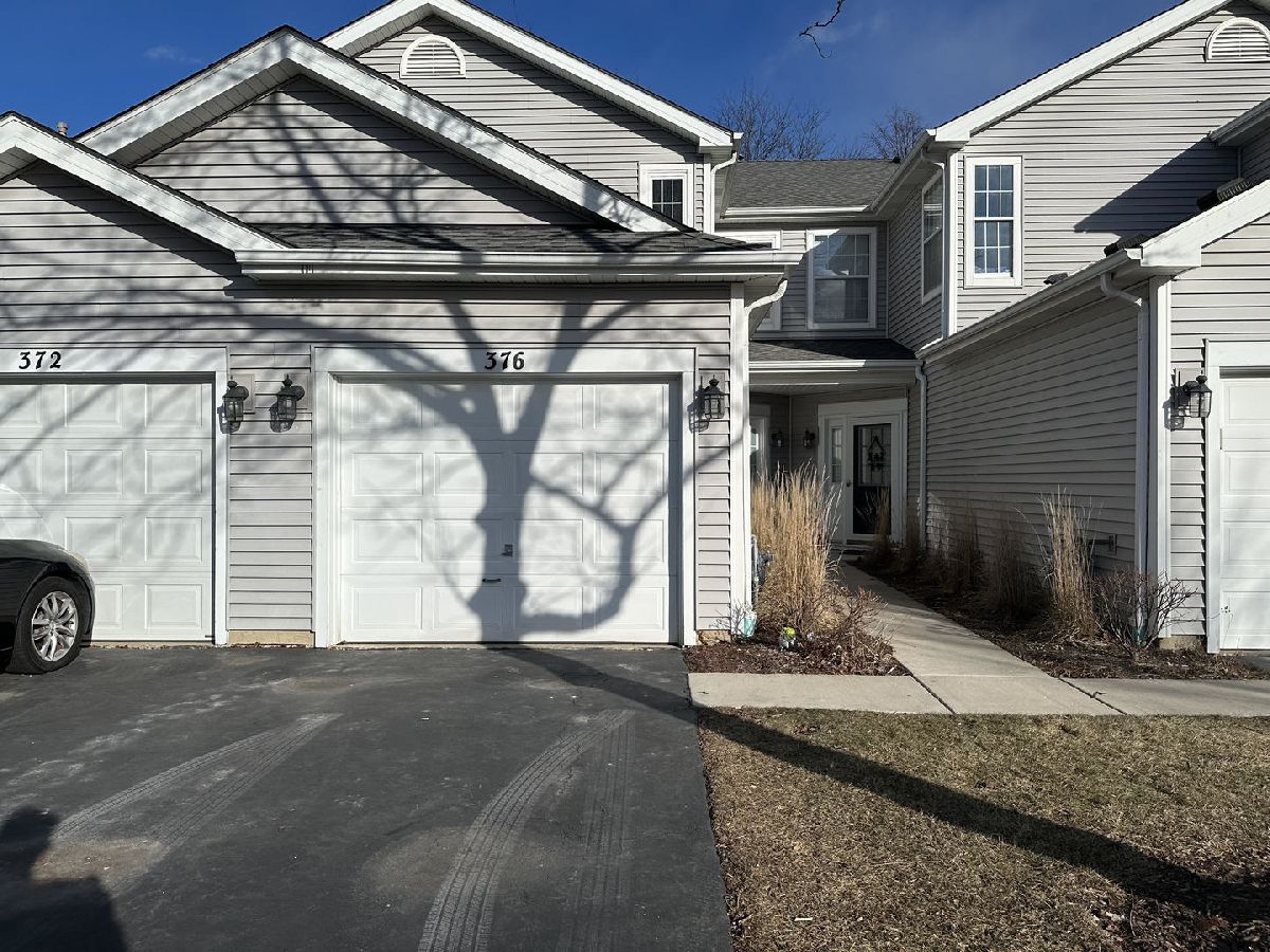 Townhomes Rented Meribel Schaumburg Illinois, 376 Glen Leven
