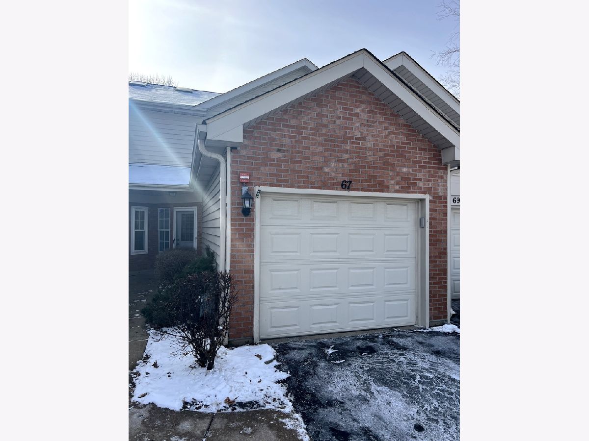 Townhomes & Condos & Homes Sold Glendale Lakes Glendale Heights Illinois, 67 Fairway