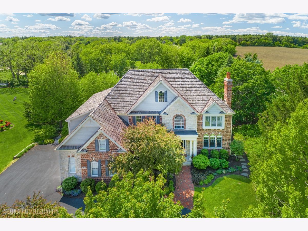 Homes Sold Paradise Grove Crystal Lake Illinois, 5605 Farmbrook