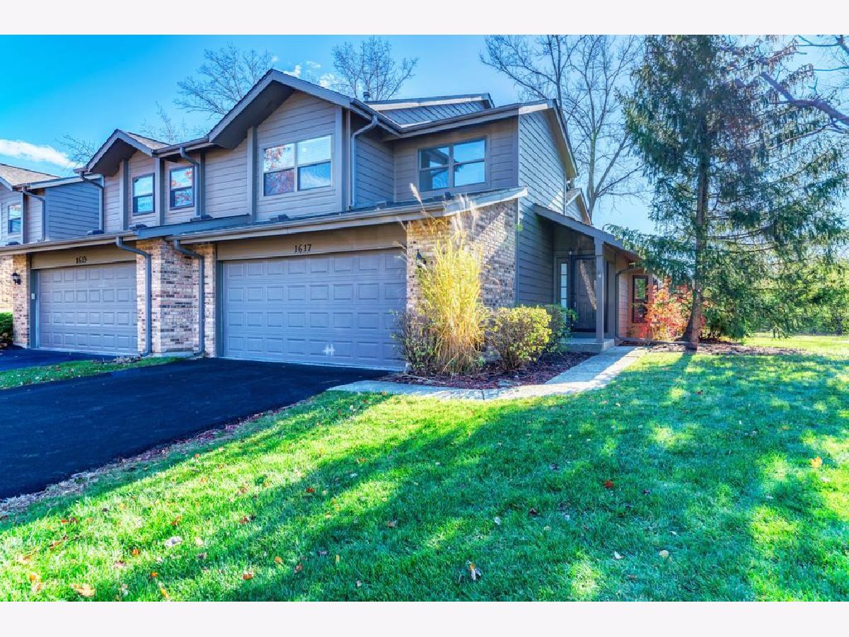 Townhomes & Homes Sold Sawmill Creek Darien Illinois, 1617 Wildwood
