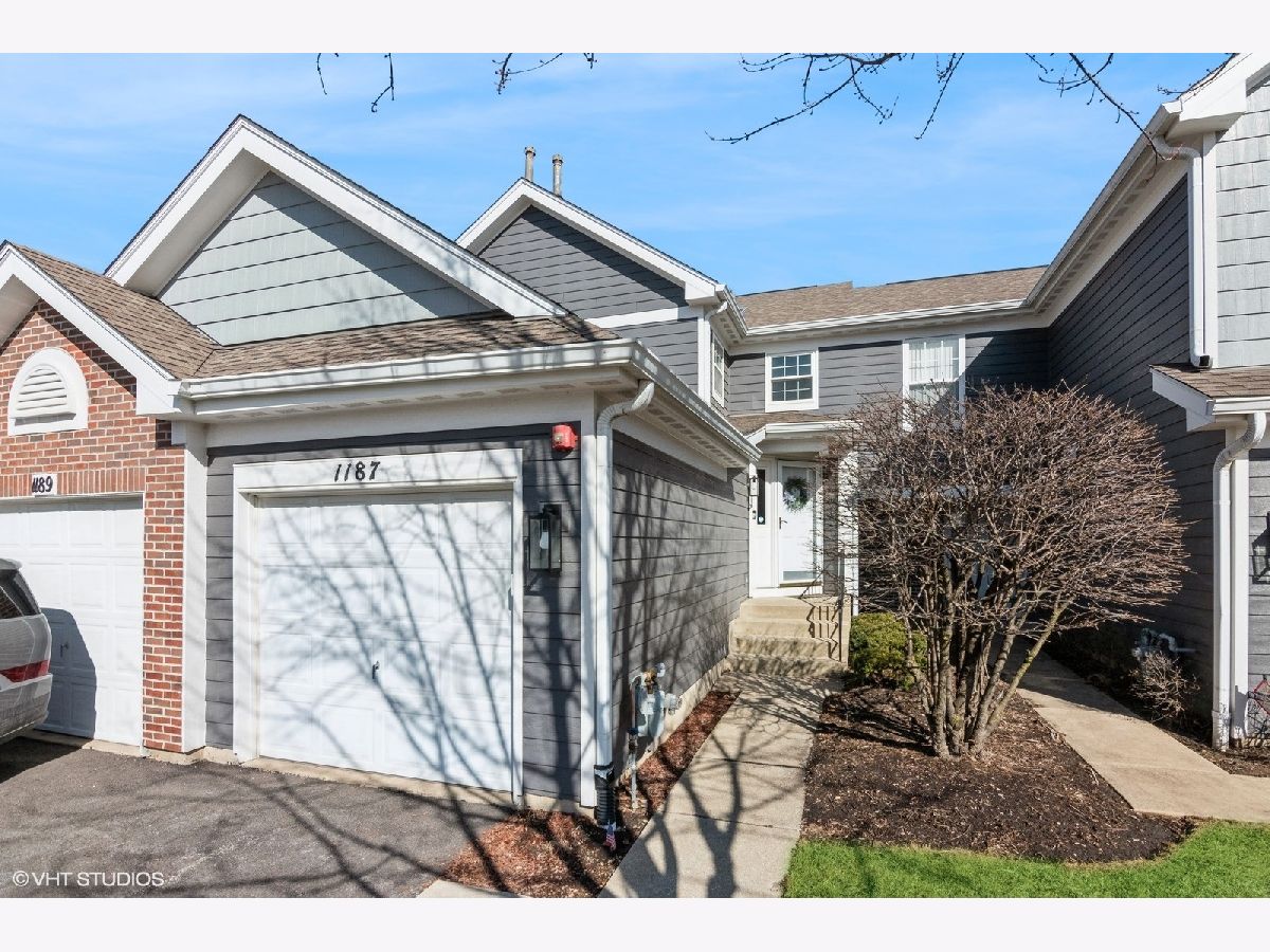 Townhomes & Condos Sold Wildwood Glen Glendale Heights Illinois, 1187 Harbor
