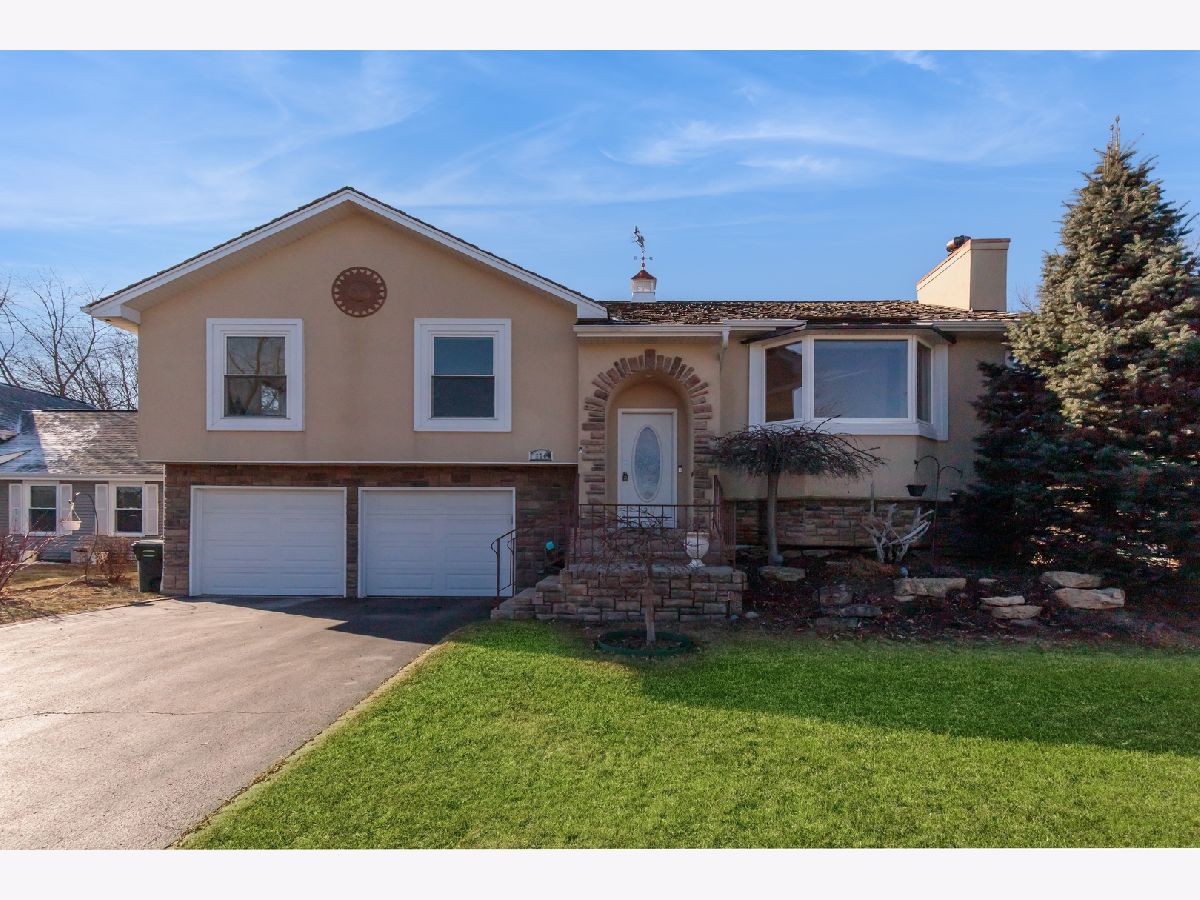 Homes Sold Americana Heights Lindenhurst Illinois, 624 Federal