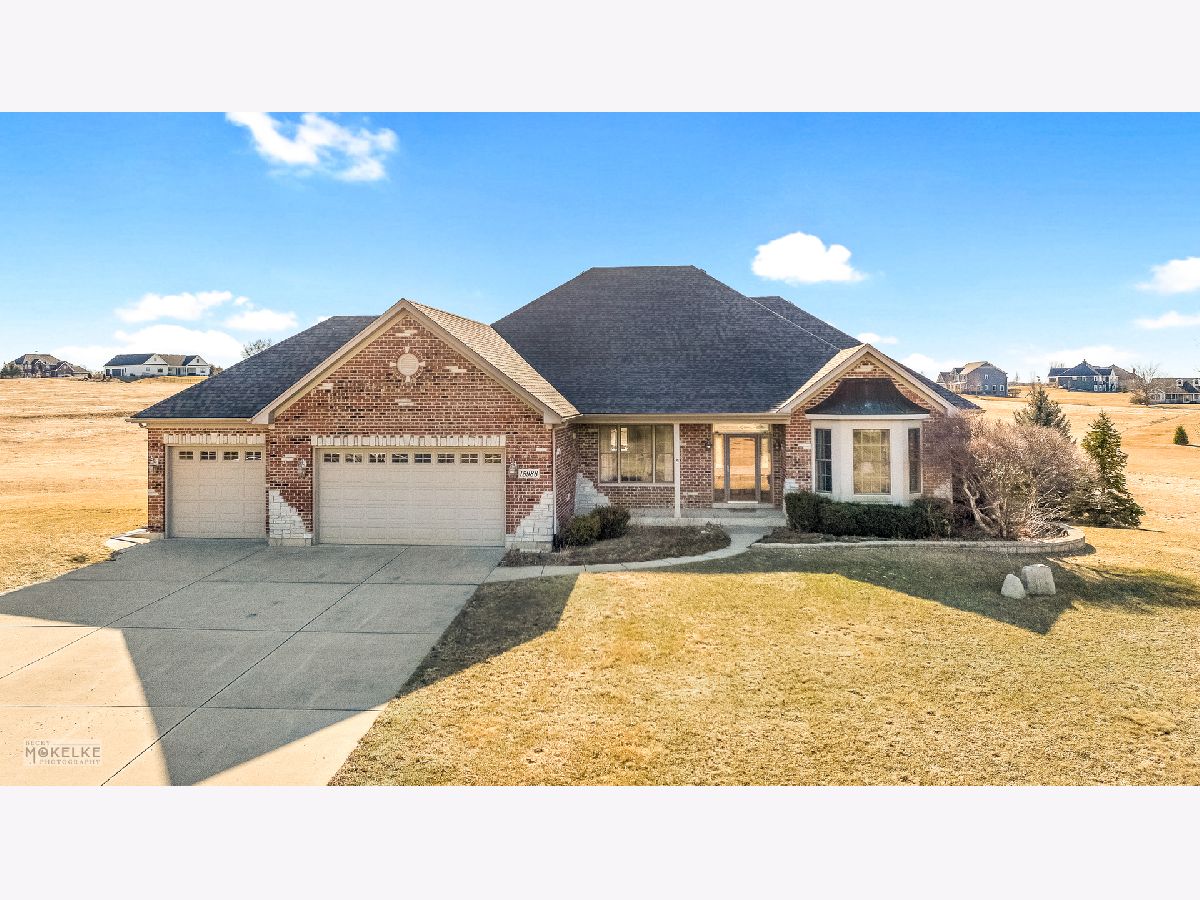  Sold Newark Illinois, 15986 Whipple