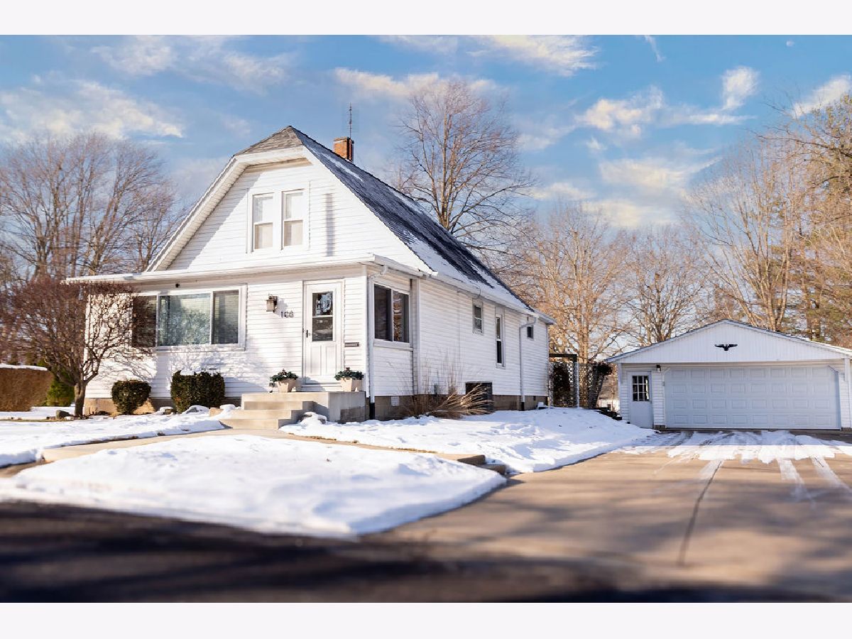  Sold Eureka Illinois, 108 Liberty