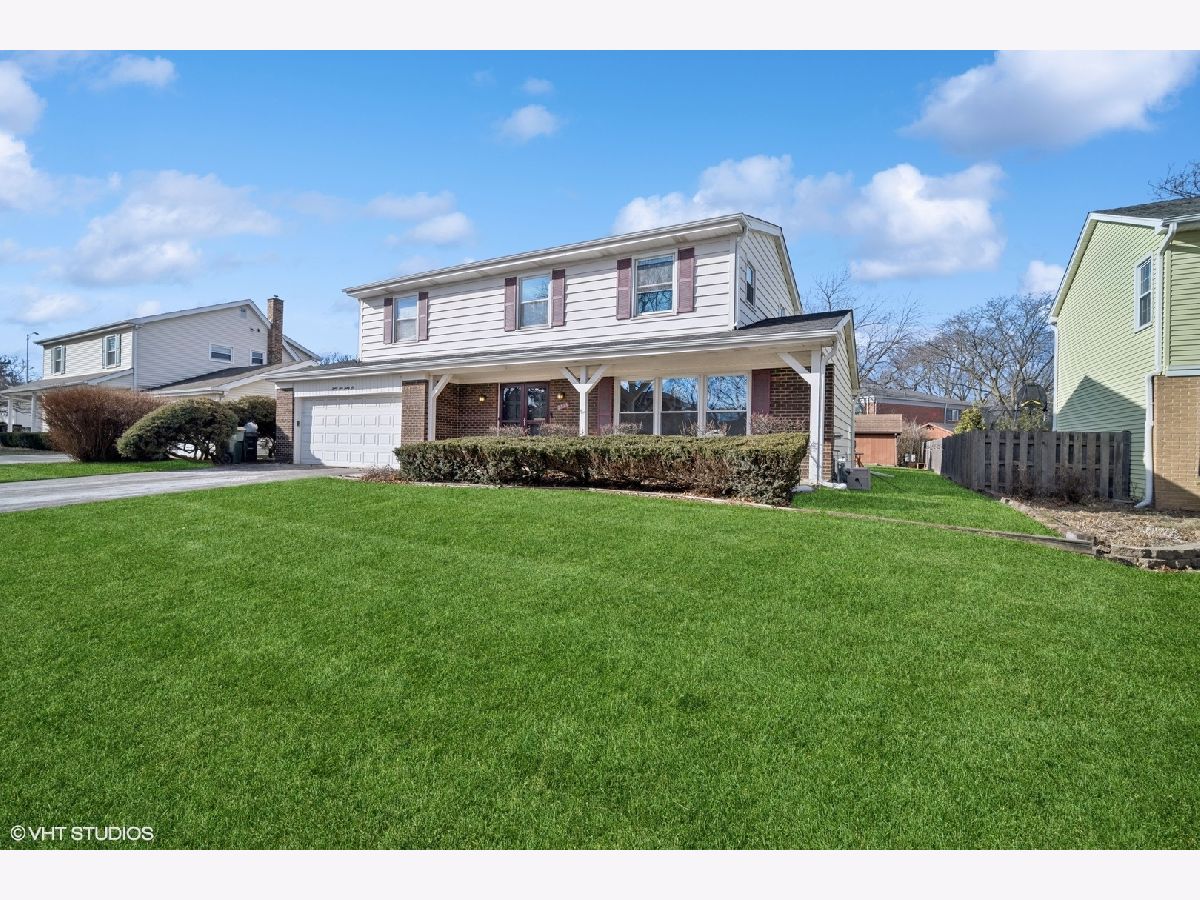 Homes & Condos & Townhomes Sold Cedar Glen Arlington Heights Illinois, 2426 Embers