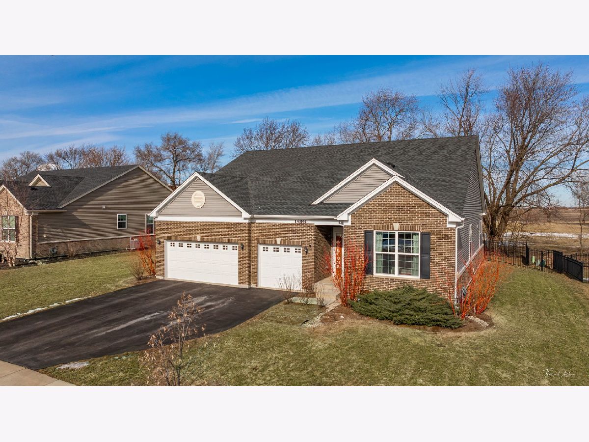 Condos & Townhomes & Homes Sold Stonegate Manhattan Illinois, 14840 Carver