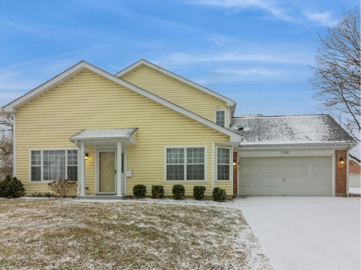 Townhomes & Condos Sold Georgetown Batavia Illinois, 1430 Clybourne