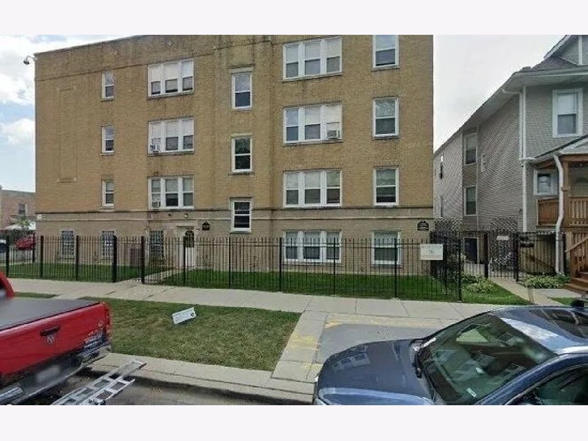Homes & Condos & Townhomes Rented Kelvyn Park Chicago Illinois, 4303 Palmer