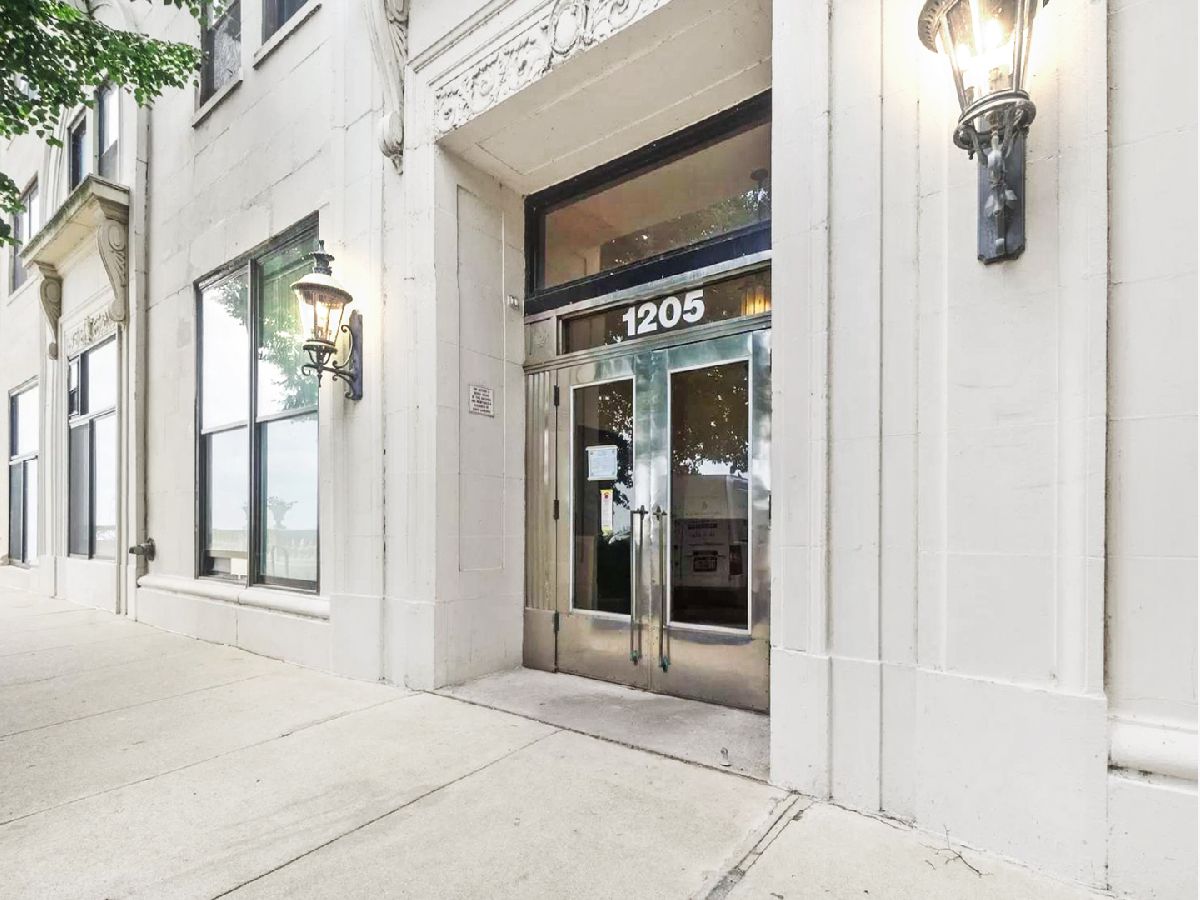  Rented Chicago Illinois, 1205 Sherwin