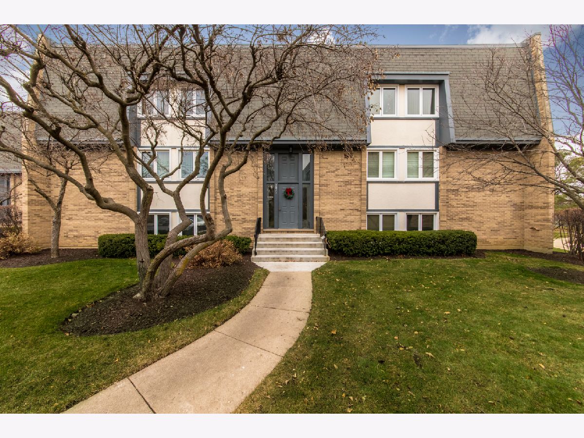 Condominiums Rented Ammer Ridge Glenview Illinois, 2021 Ammer Ridge
