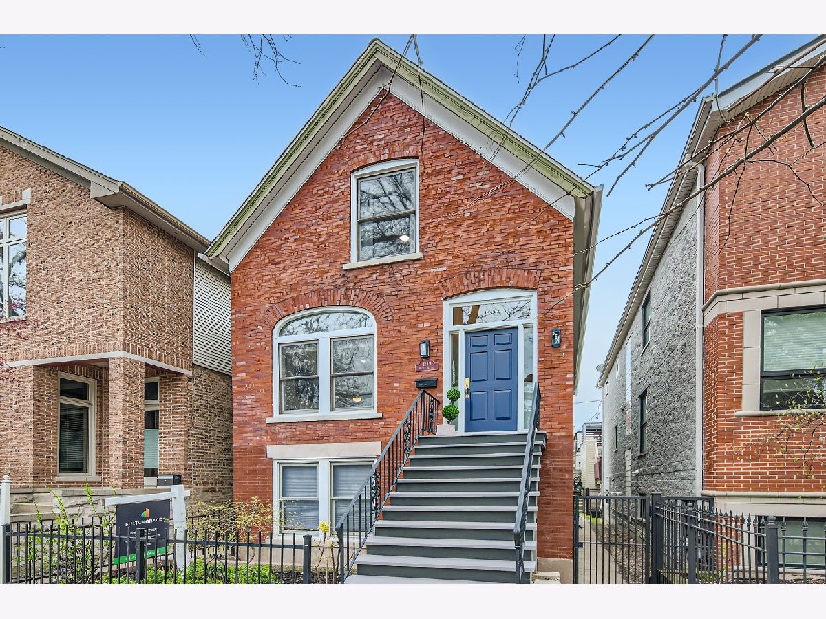Condos & Townhomes & Homes Sold Bucktown Chicago Illinois, 2119 Moffat
