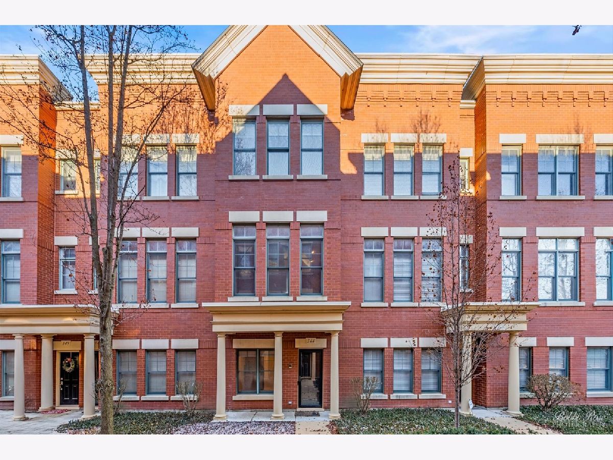 Townhomes Sold River Park Place Elgin Illinois, 144 River Walk