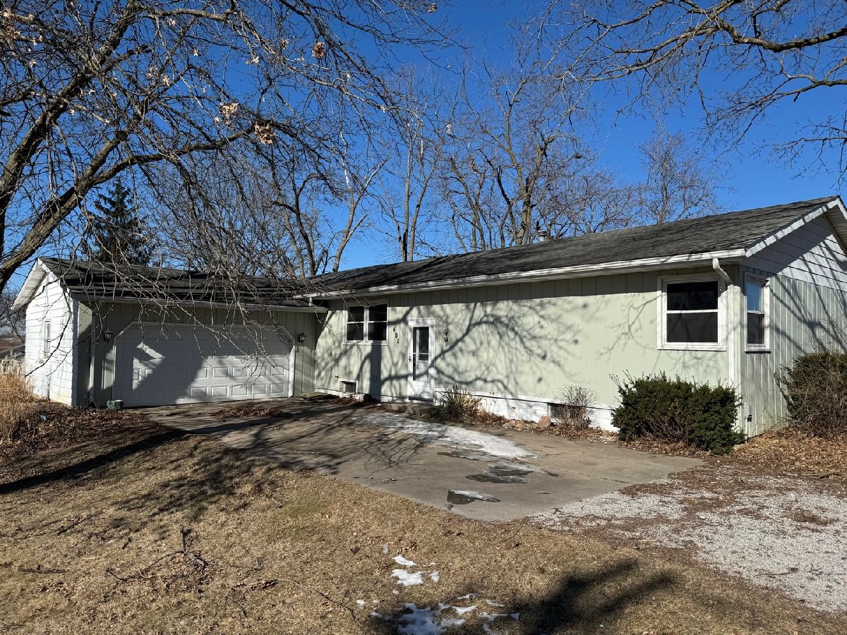  Sold Deer Creek Illinois, 601 Main