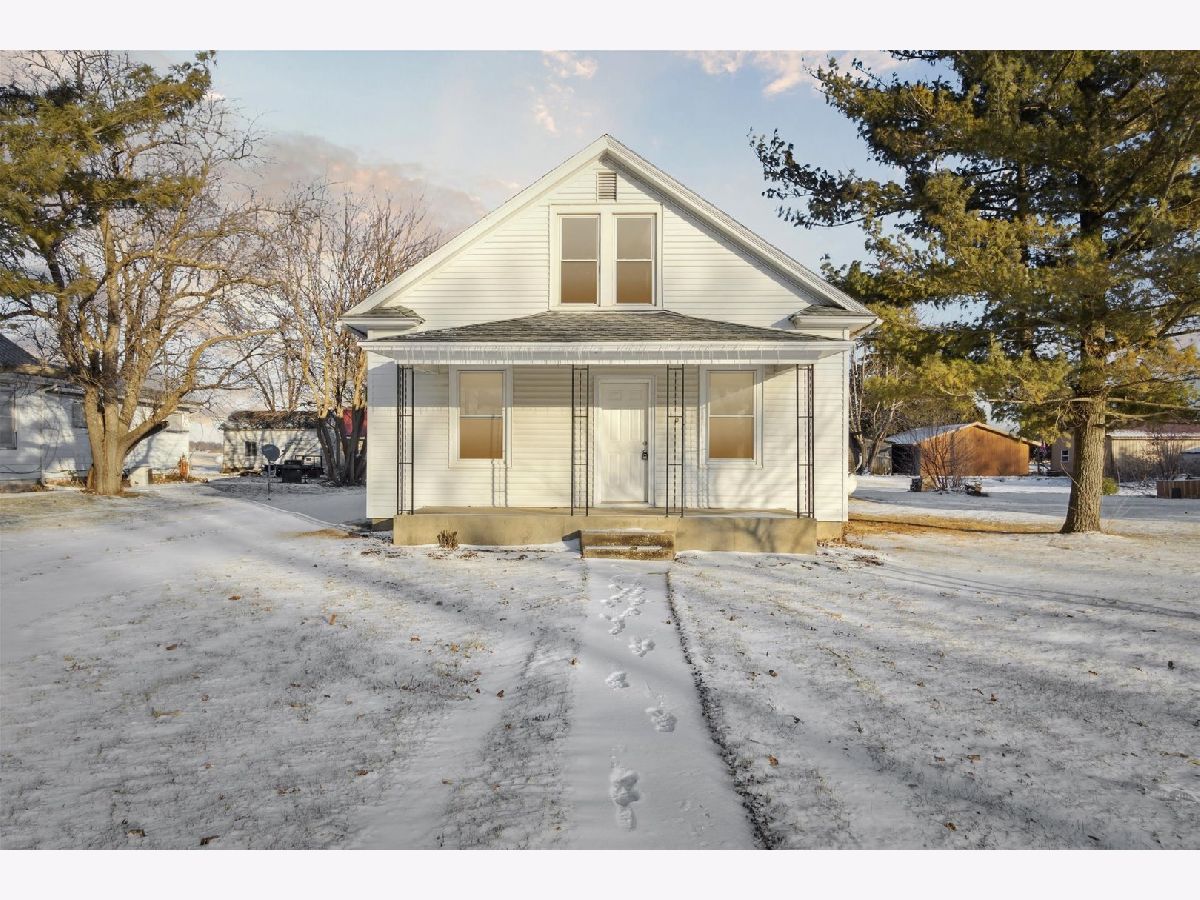  Sold Chana Illinois, 107 Main