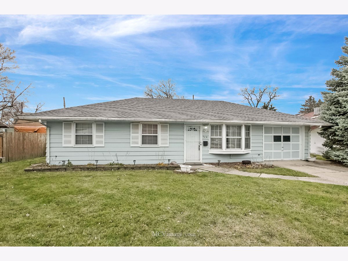 Homes Sold Bishop Park Aurora Illinois, 560 Florida