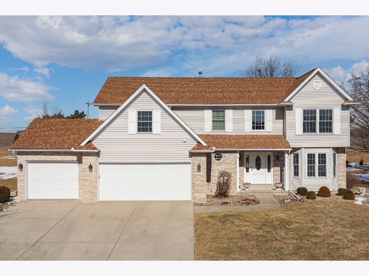 Homes & Condos & Townhomes Sold Ironwood Normal Illinois, 1006 Ironwood Cc