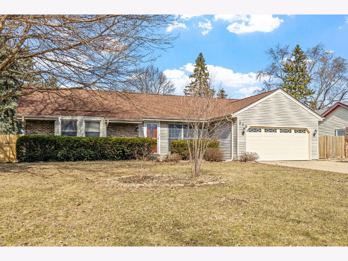 Homes Sold Holiday Hills Carol Stream Illinois, 323 Arapahoe