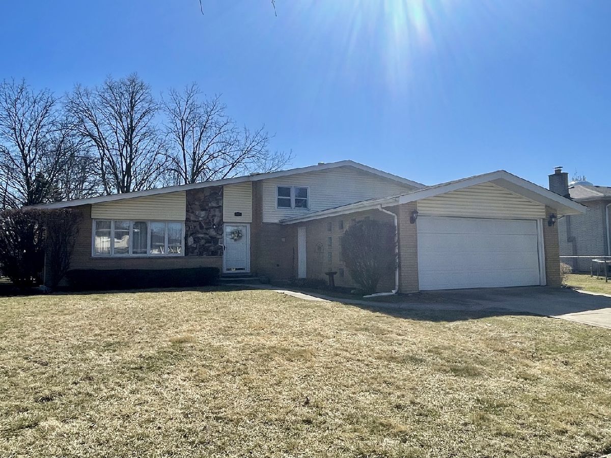 Homes Sold Maycliff Orland Park Illinois, 8657 145th