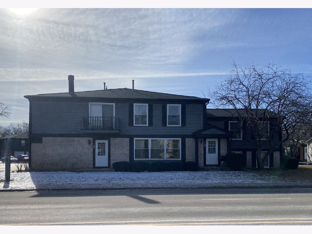 Townhomes & Condos Sold Inverrary Deerfield Illinois, 764 Inverrary