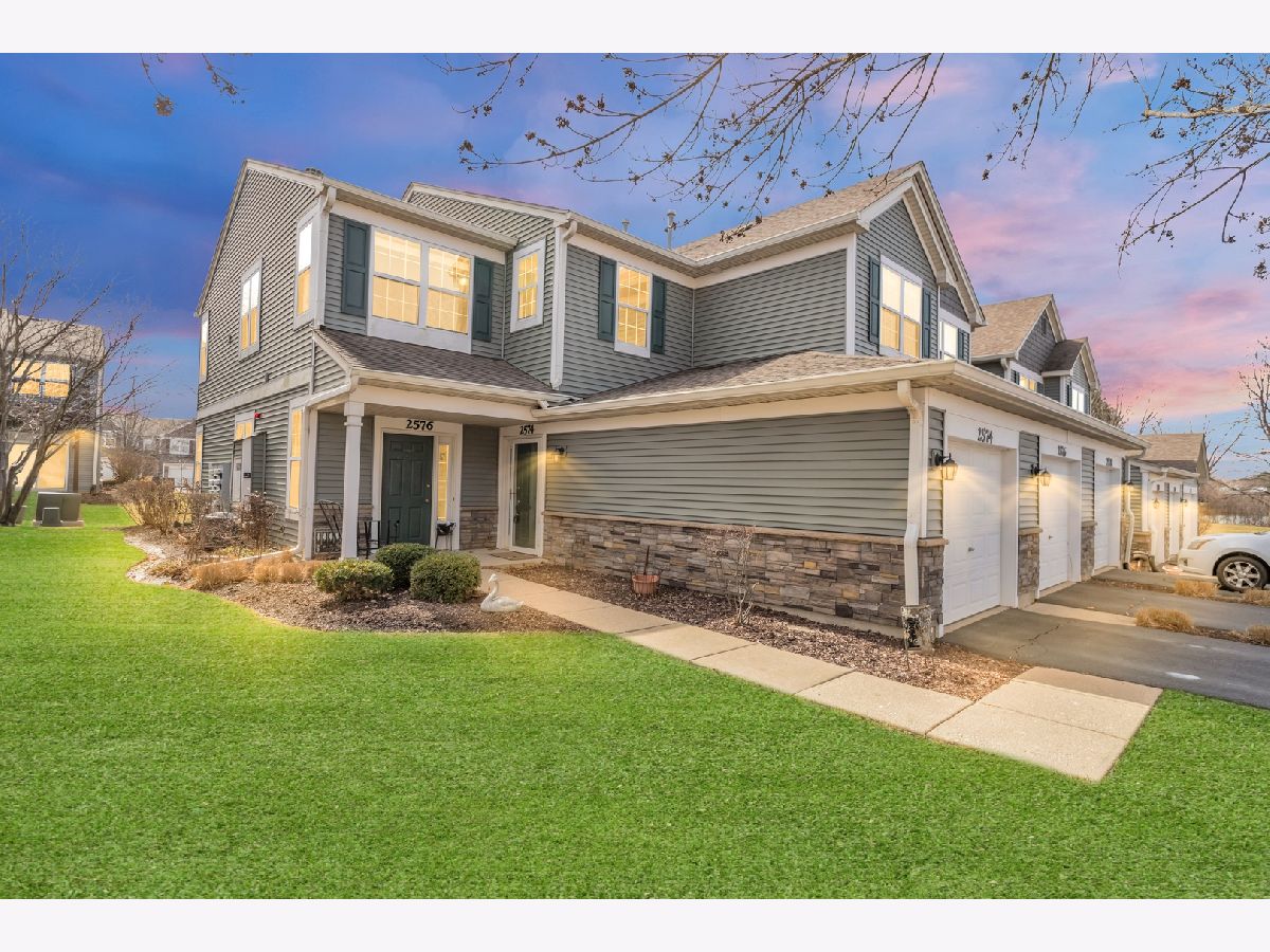 Townhomes & Condos & Homes Sold Enclave At Country Lakes Naperville Illinois, 2574 Golf Ridge