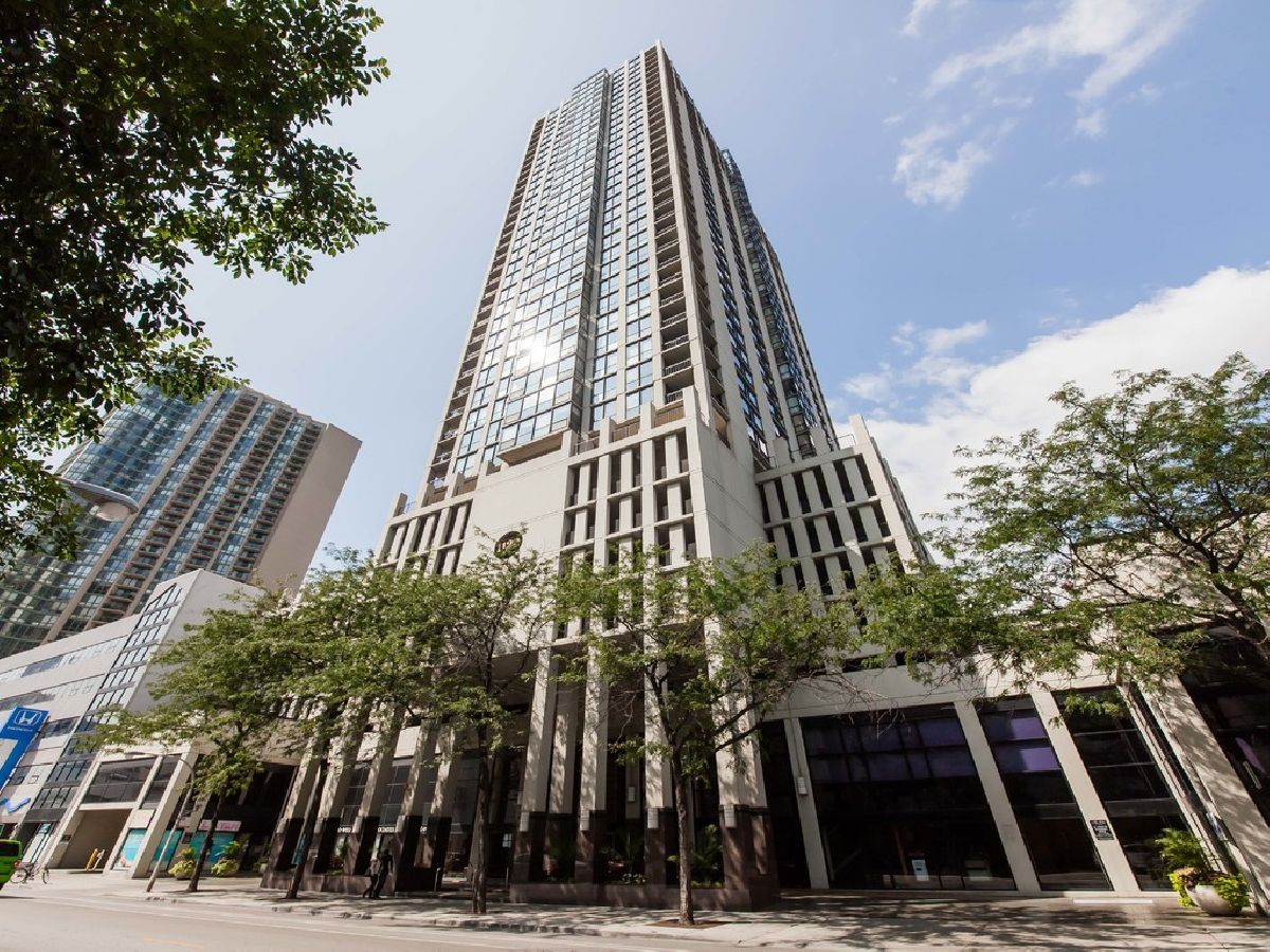 Condominiums Sold Elm At Clark Condos Chicago Illinois, 1122 Clark
