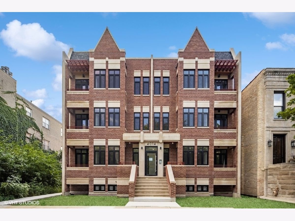 Condos & Townhomes & Homes Rented Bronzeville Chicago Illinois, 4014 Ellis