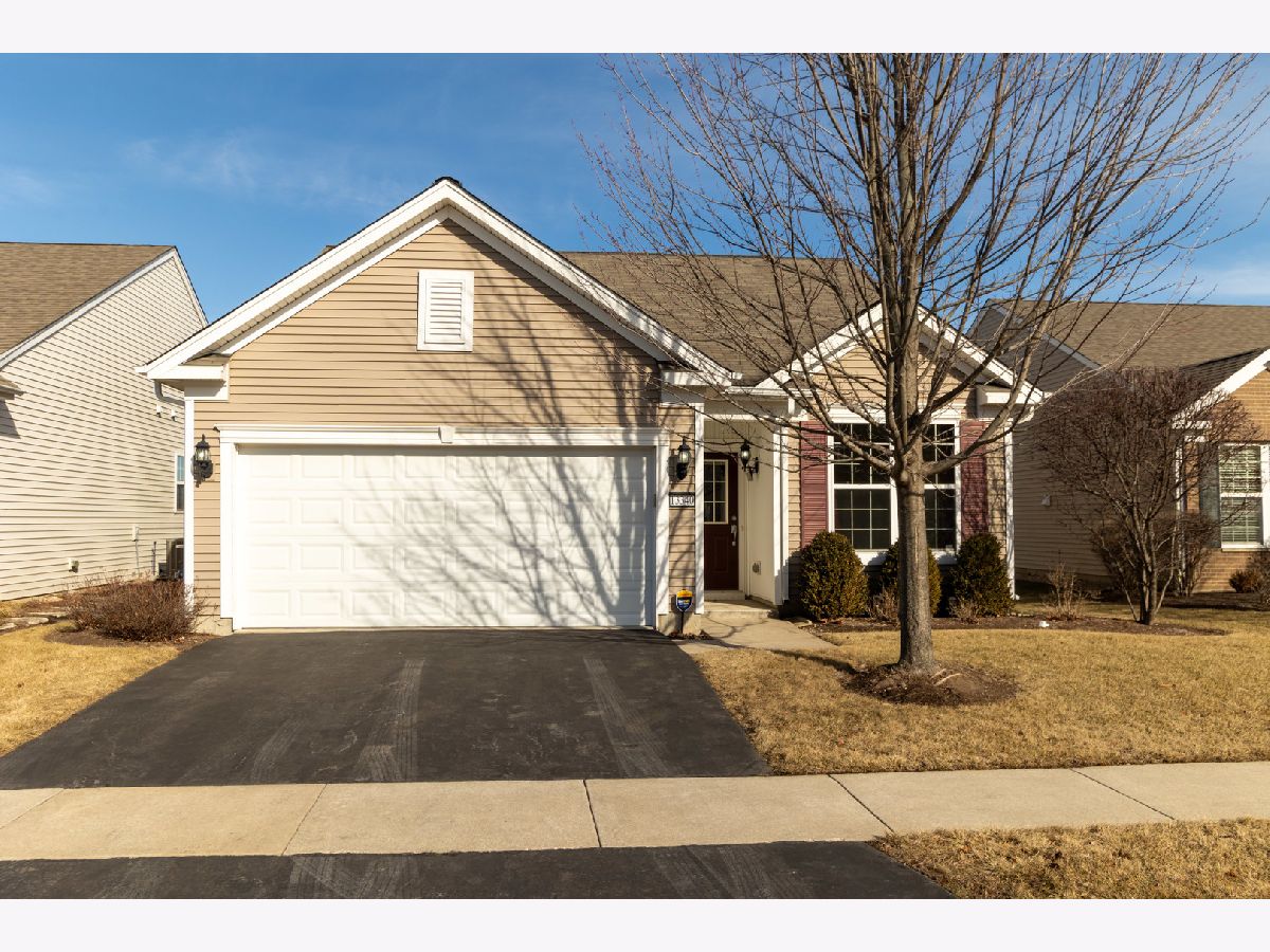 Homes & Townhomes & Condos Rented Del Webb Sun City Huntley Illinois, 13340 Mockingbird