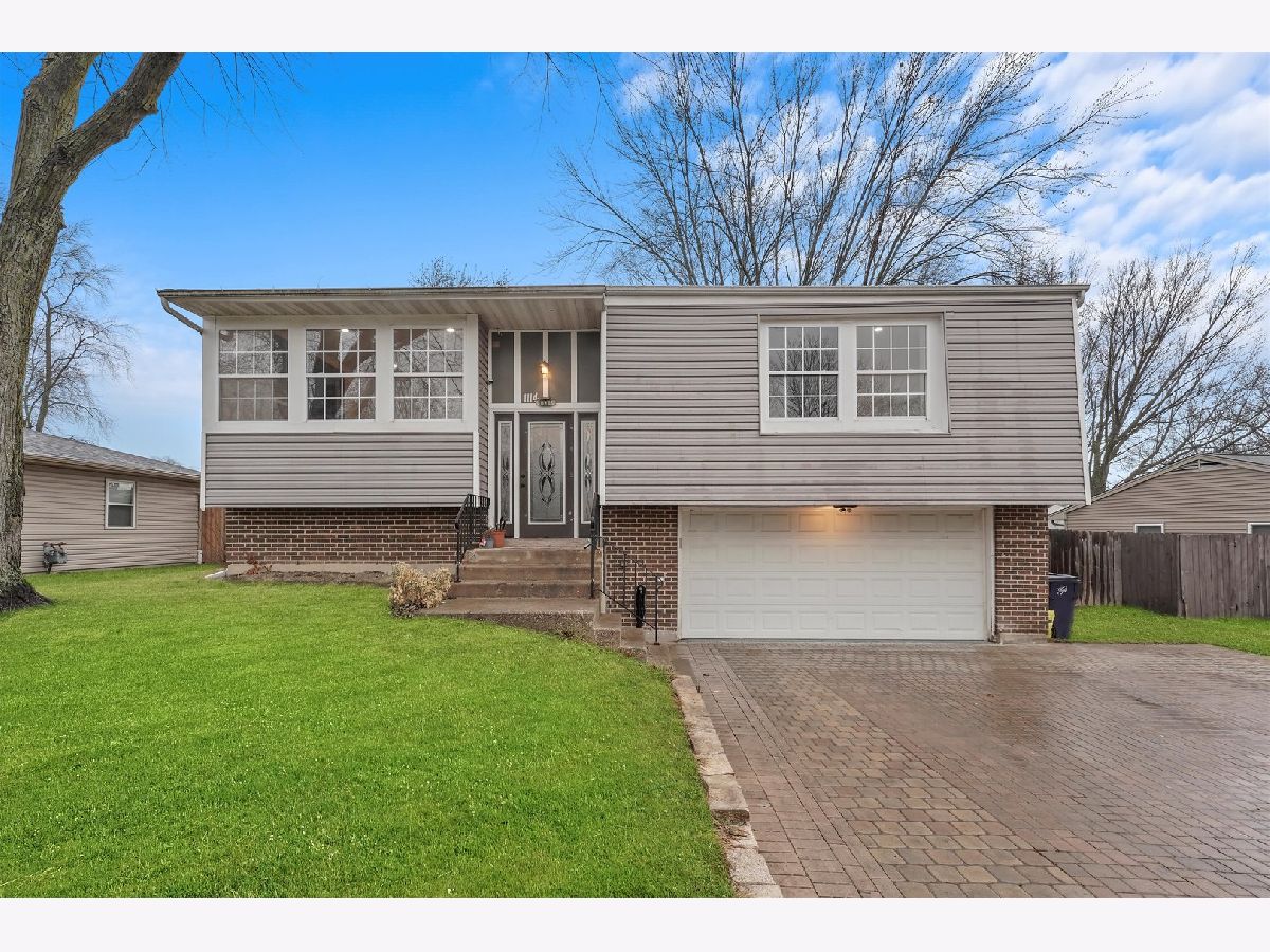 Homes & Condos & Townhomes Sold Parkwood Elgin Illinois, 1114 Sebring