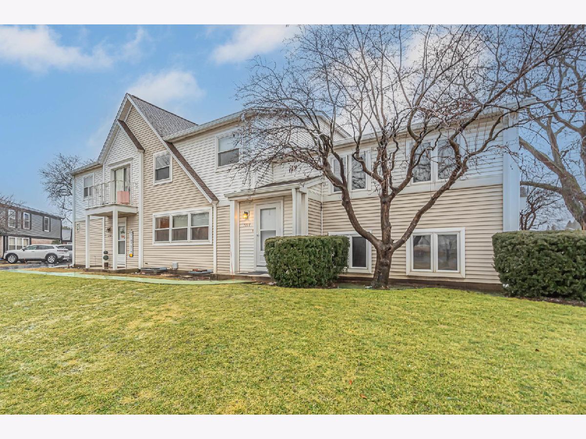 Townhomes & Condos Sold Inverrary Deerfield Illinois, 1114 Inverrary