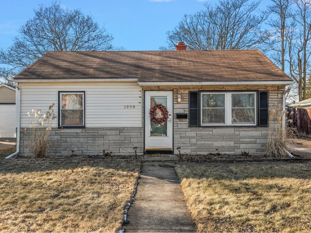  Sold South Chicago Heights Illinois, 3206 Miller