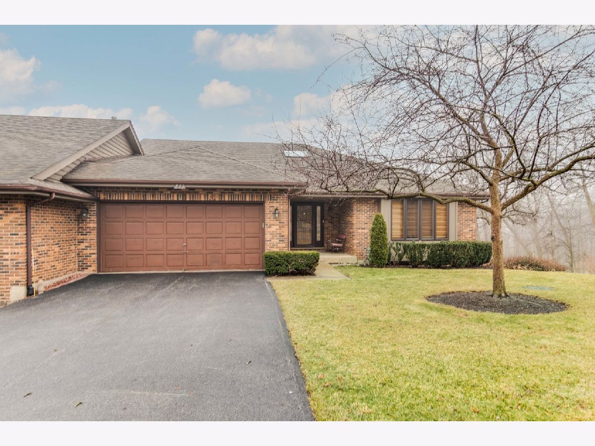 Townhomes Sold Spinney Run Gurnee Illinois, 839 Kristin