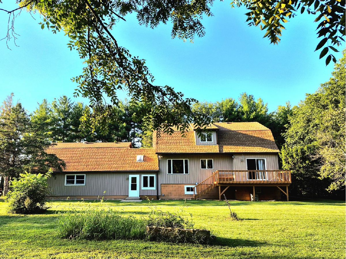 Sold Morris Illinois, 8816 Scott School