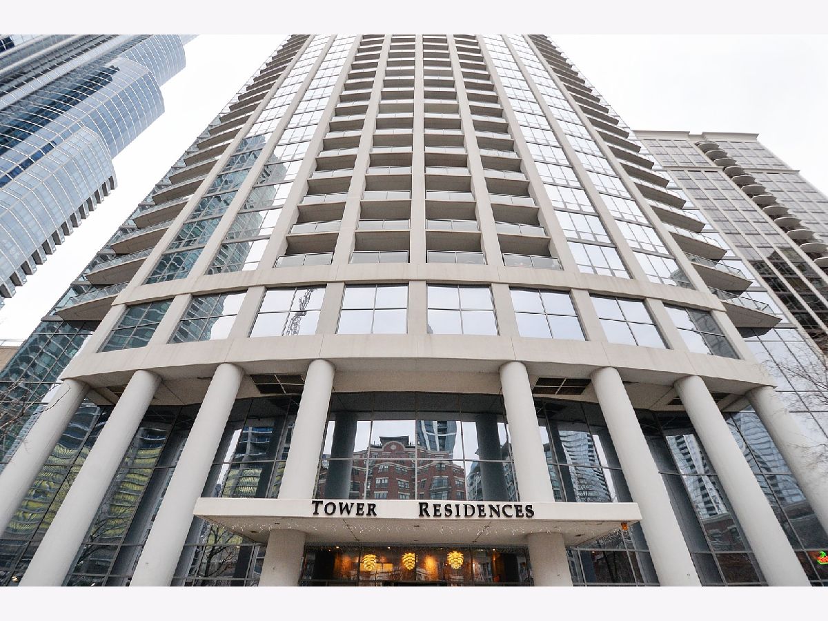 Condominiums Rented Museum Park Tower Iv Chicago Illinois, 1235 Prairie
