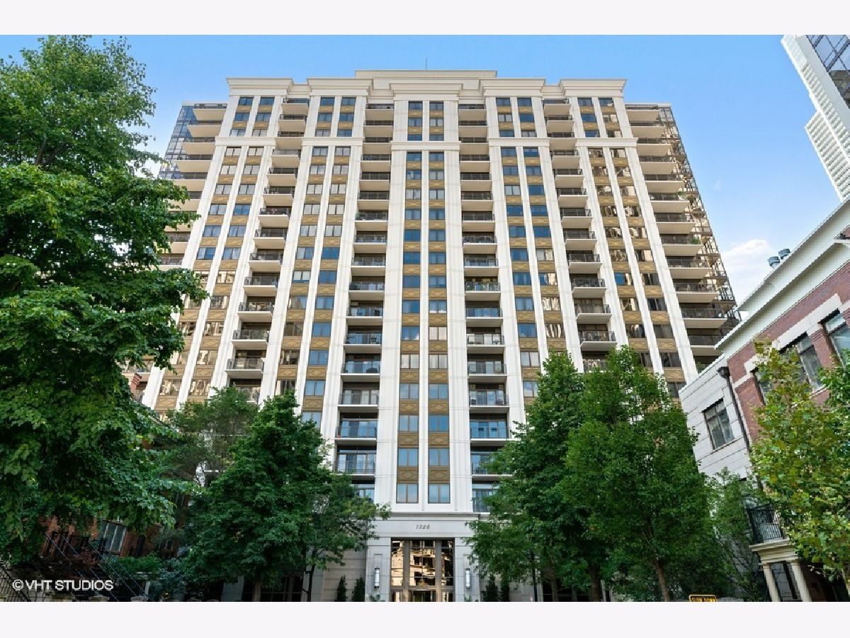 Condominiums Sold Museum Park Tower Chicago Illinois, 1322 Prairie