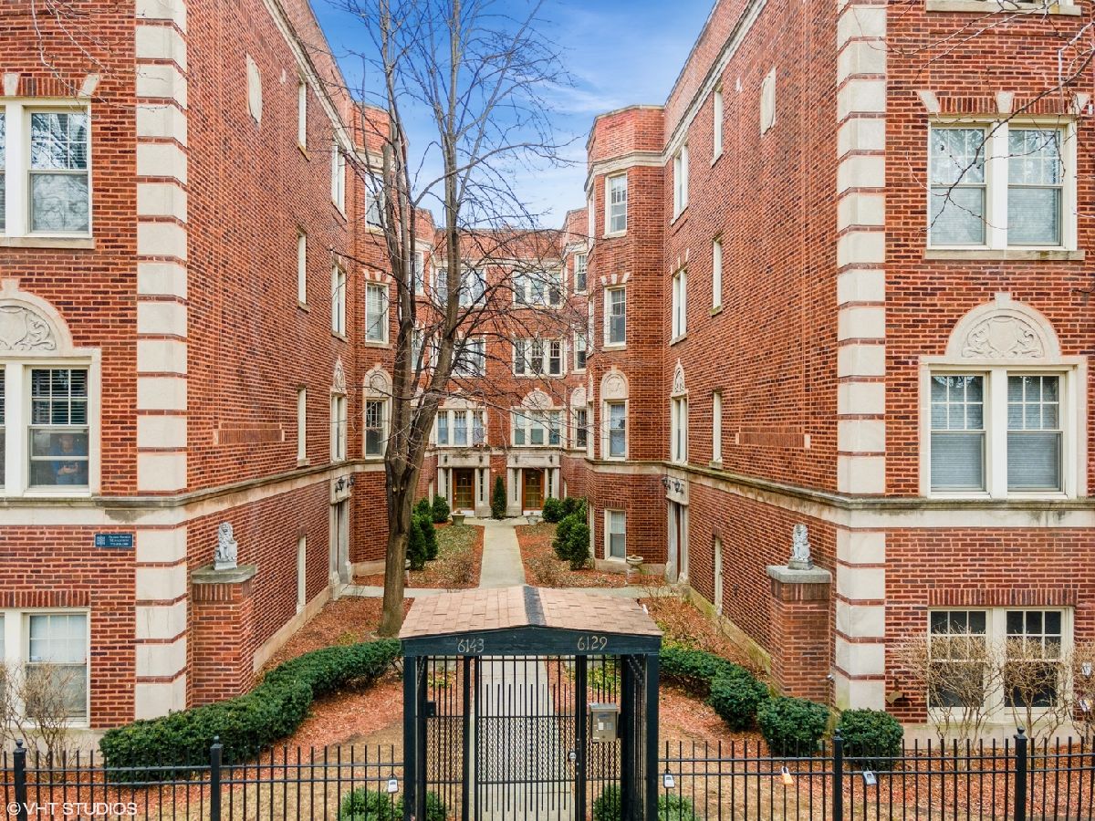 Condos & Townhomes Sold Ridgewood Condominiums Chicago Illinois, 6131 Hoyne