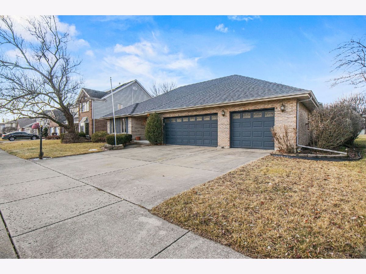 Homes Sold Landings Oak Forest Illinois, 15008 Landings