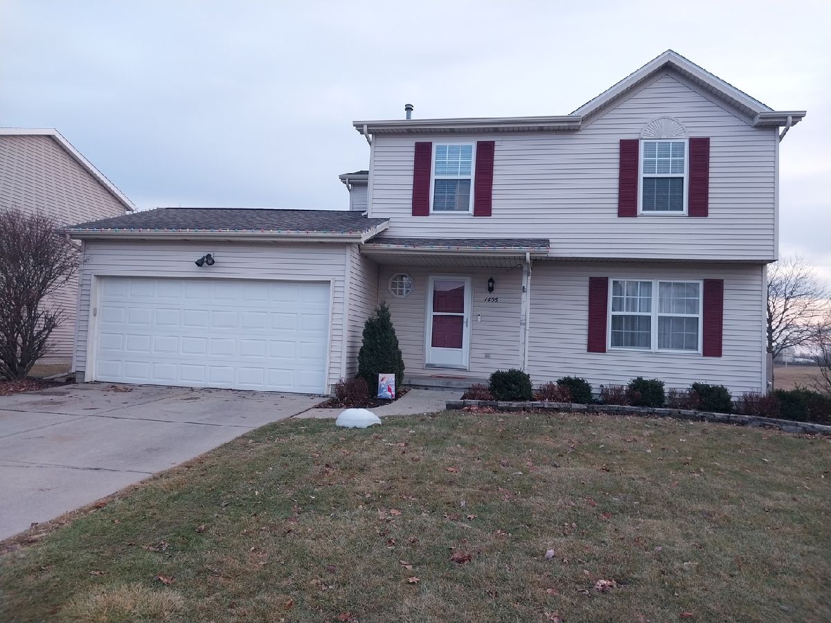 Homes & Condos & Townhomes Sold Tramore Normal Illinois, 1405 Lismore