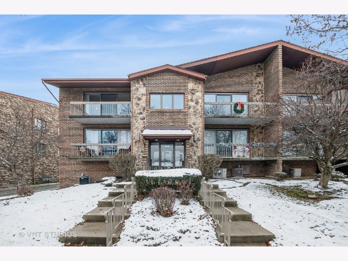 Homes & Condominiums Sold Crawford Gardens Oak Lawn Illinois, 4141 93rd
