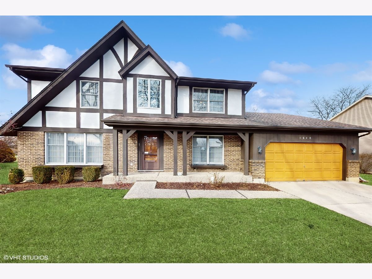 Homes & Townhomes Sold Cambridge Country Mundelein Illinois, 1648 Brentwood