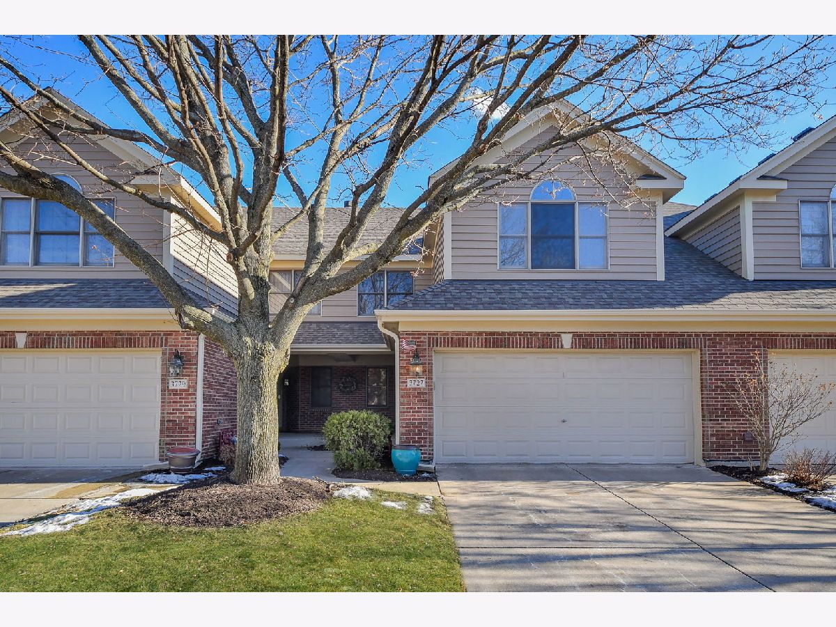 Homes & Townhomes Sold Kingswood St Charles Illinois, 3727 King Charles