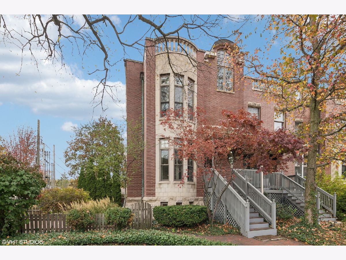Condos & Townhomes Sold Stonehurst Castle Townhomes Evanston Illinois, 532 Wesley