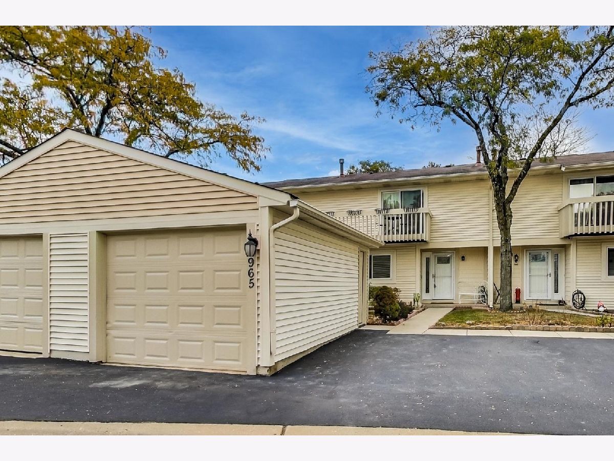 Townhomes & Condos & Homes Sold New Century Town Vernon Hills Illinois, 965 Princeton