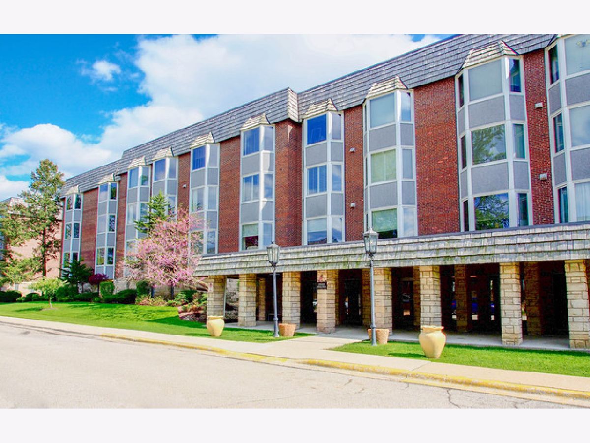Condominiums Rented Bristol Court Park Ridge Illinois, 2400 Windsor